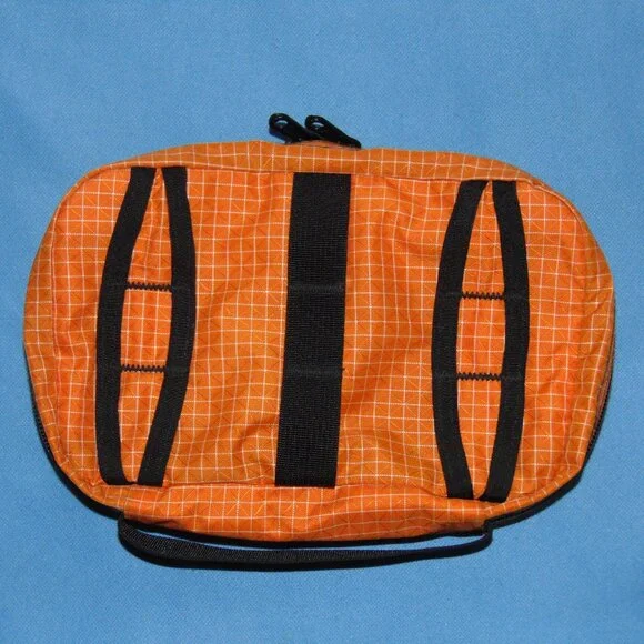 TOM BIHN  HANDY LITTLE THING - Picture 2 of 5